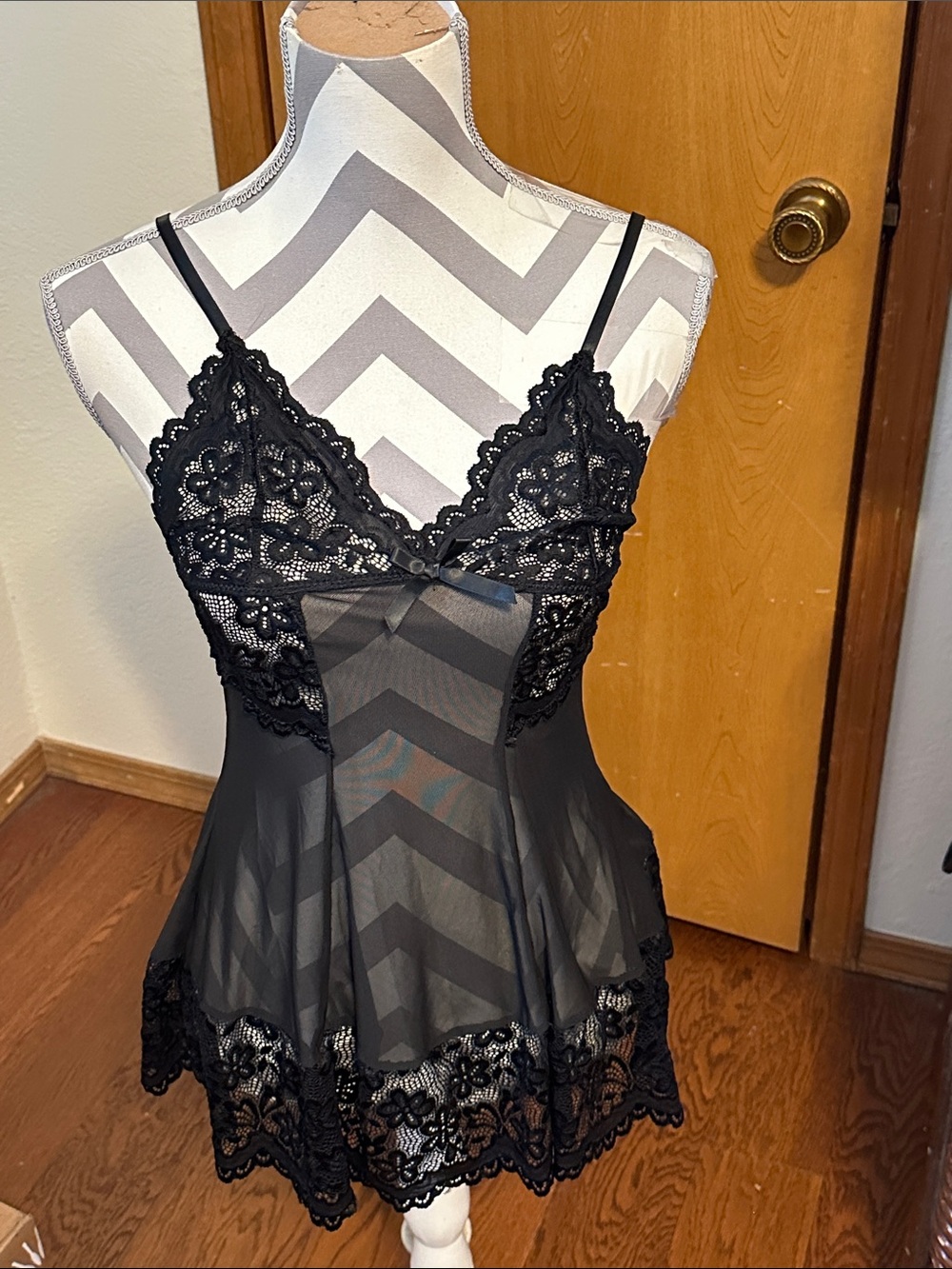 Sheer Lace Babydoll Chemise - Black